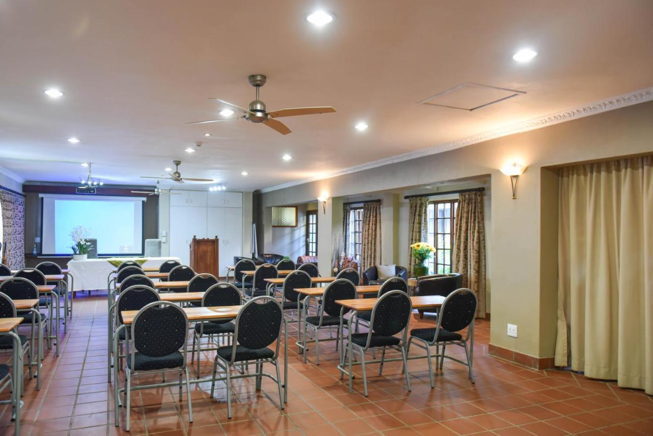 Oxford Lodge Vryheid Exteriör bild